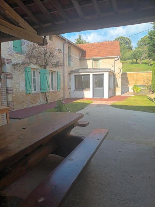 Maison De Campagne Lindry 外观 照片